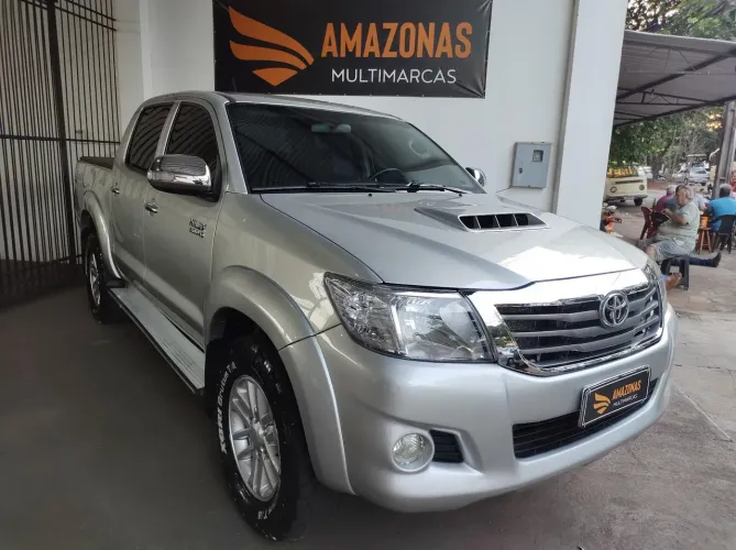 Toyota Hilux CD SRV D4-d 4X4 3.0 TDI Diesel AUT 2014