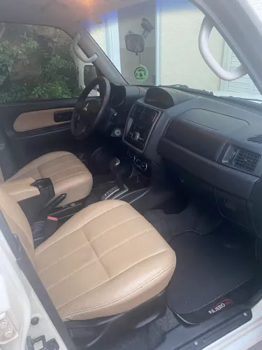 Mitsubishi Pajero TR4 2.0 Flex 16V 4X2 Aut. 2013