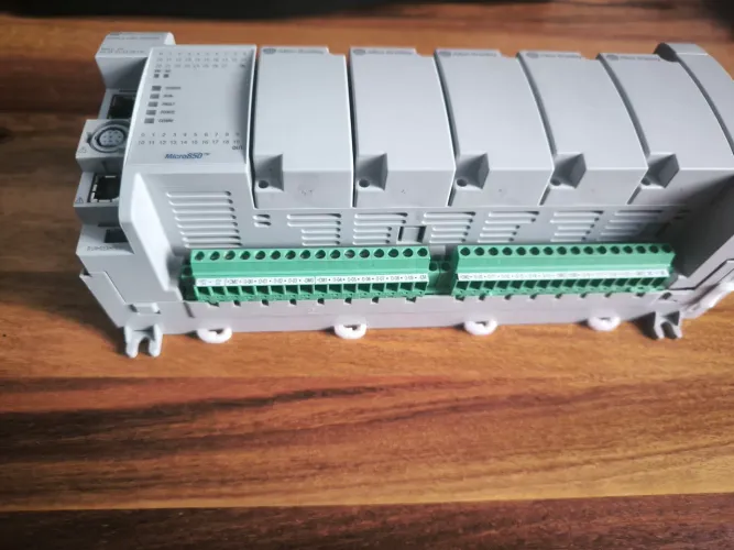 Allen Bradley micro850