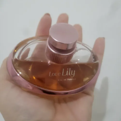 Perfume boticário lily