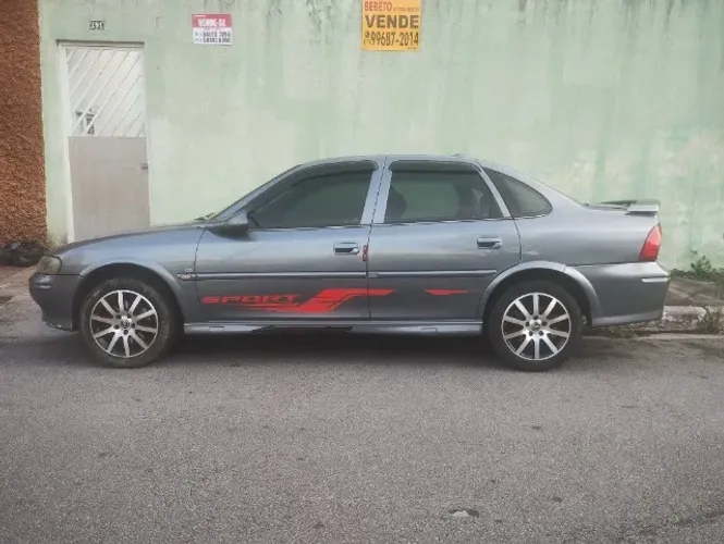 Chevrolet Vectra CD 2.2 16V / 2.0 16V Mec./aut. 2001
