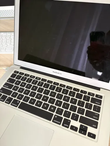 MacBook Air 2017 8gb