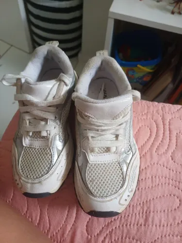 Vendo tênis infantil Zara