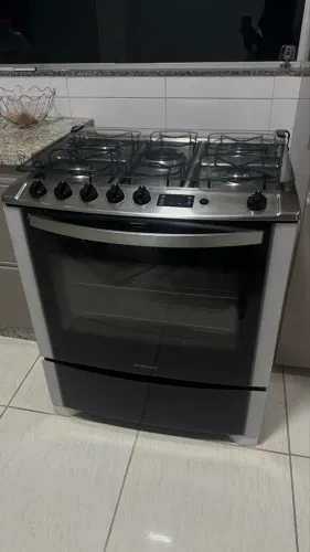 Vendo fogão eletrolux 5 bocas