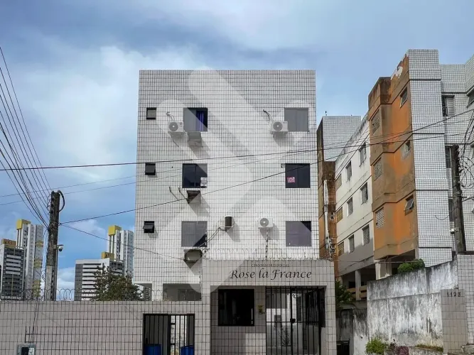 Apartamento à venda  Condomínio Rose La France