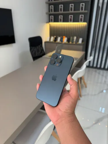 iPhone 15 pro max 256 gigas azul