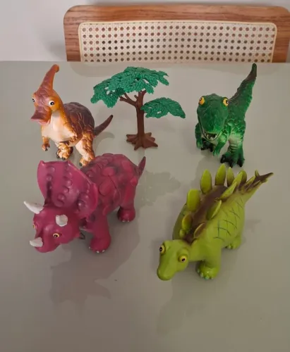 Kit dinossauros 