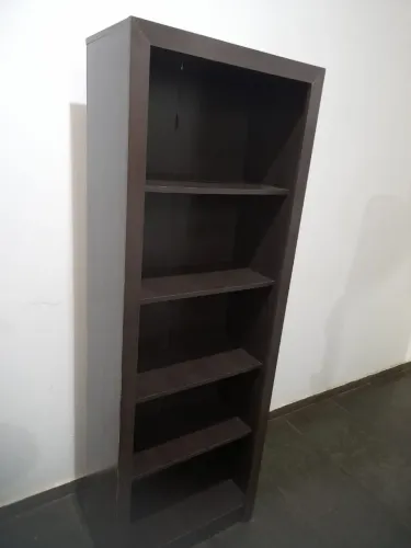Estante vertical