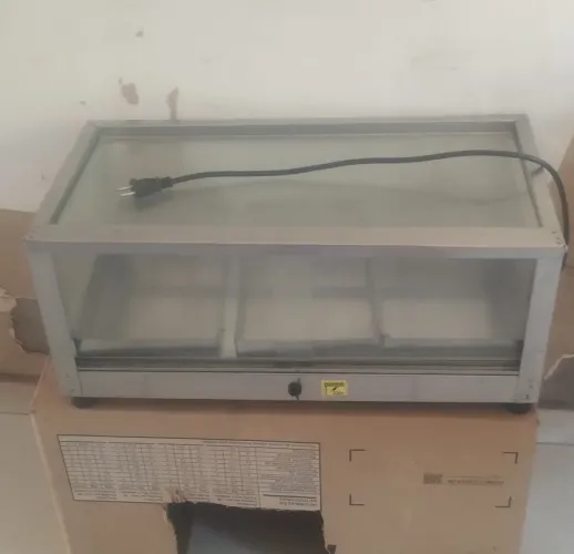 Vende-se uma estufa elétrica 220 volts 