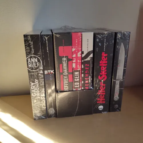 7 Livros True Crime DarkSide Crime Scene lacrados