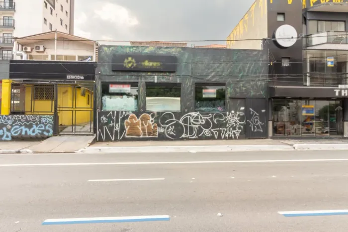 Loja na Avenida Luiz Dumont Villares, 1607 120 m²