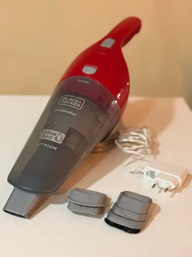 Aspirador portátil Black+Decker Dustbuster Água + Pó