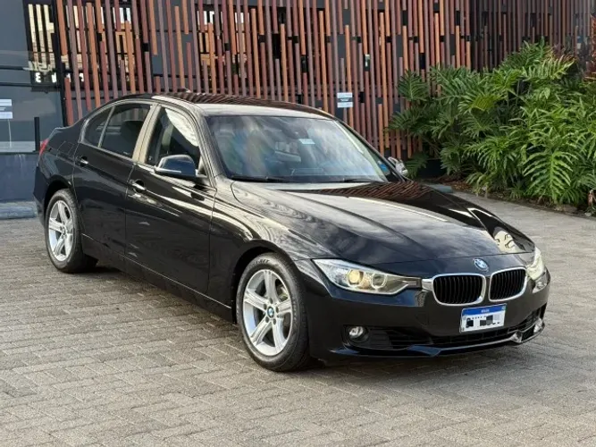 BMW 320I A 2.0 Turbo/activeflex 16V 184cv 4P 2014