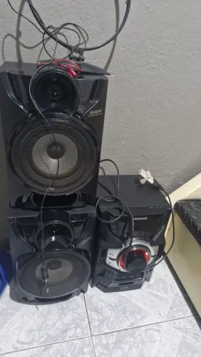 Caixa de som giga sound blast