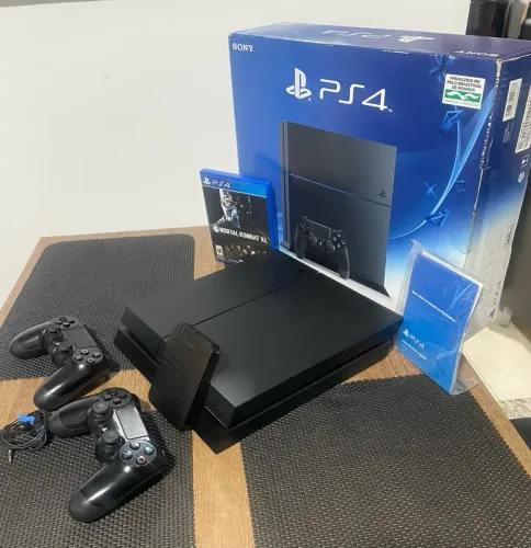 Vendo PS4