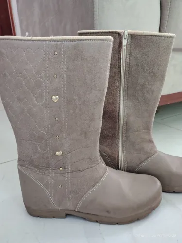 Bota cano médio