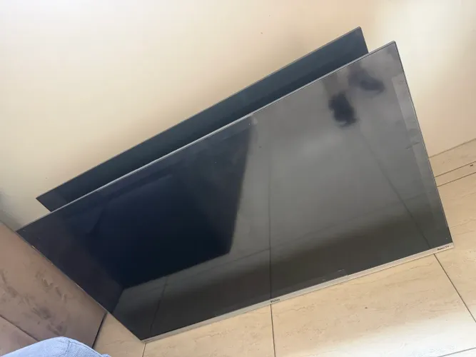 TVs para retirada de peças. 