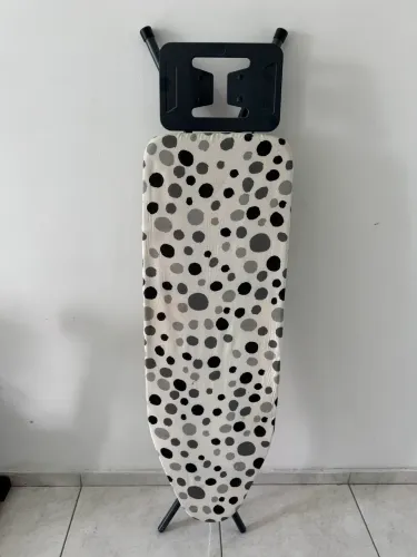 tábua de passar roupa EGE One