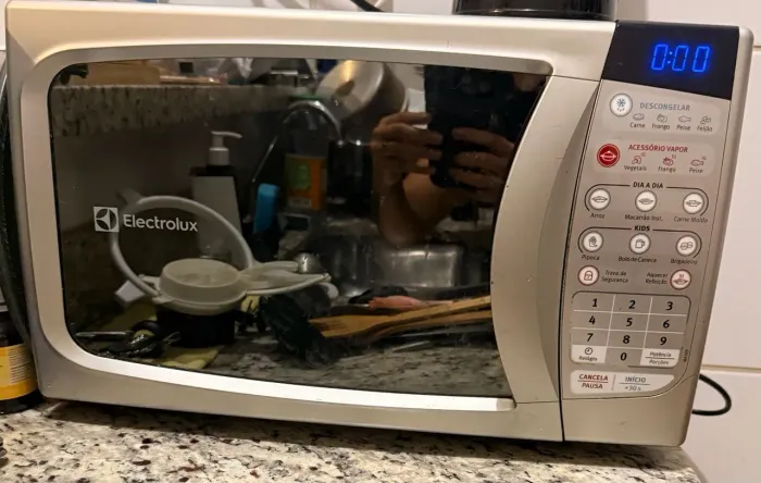 Micro-ondas Eletrolux 20L