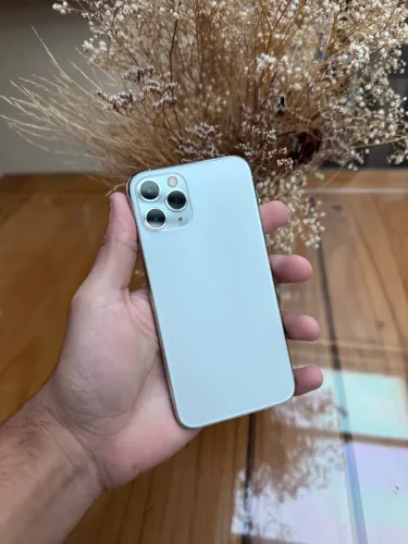 iPhone 11 Pro 64Gb ( todo original )