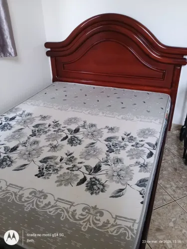 Cama casal Madeira (sem colchão)