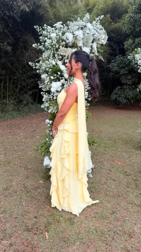 Vestido de festa amarelo