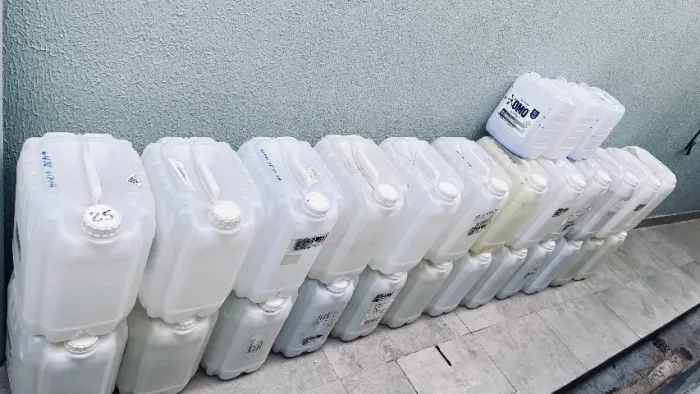 Venda de Galões de 20 Litros Unidades disponíveis em excelente estado de conservação.