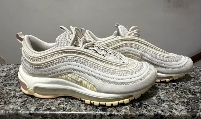 Tênis Nike Air Max 97 - tamanho 38