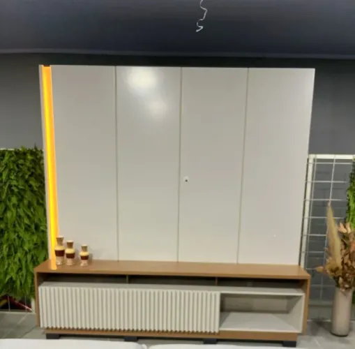 Home Jordão Para Tv de 75 polegadas Novo Direto da Fabrica  