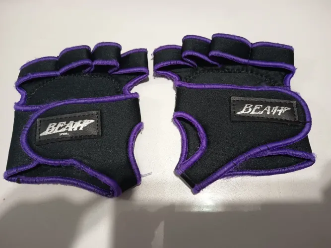 Luva academia preto/roxo