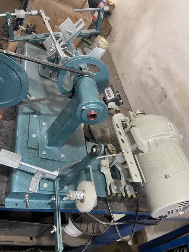 Vendo máquina de enrolar induzidos 