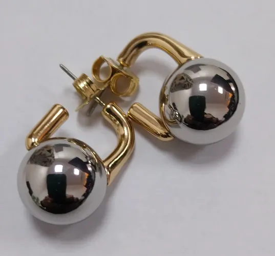 Brinco Dourado e Prateado