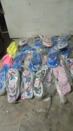 Chinelos personalizados novos lotes fechado.