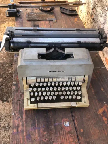 Olivetti Linea 98 datilografia