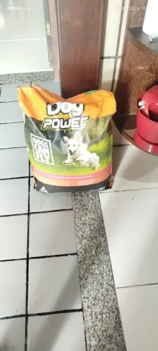 Vende-se ração aberta