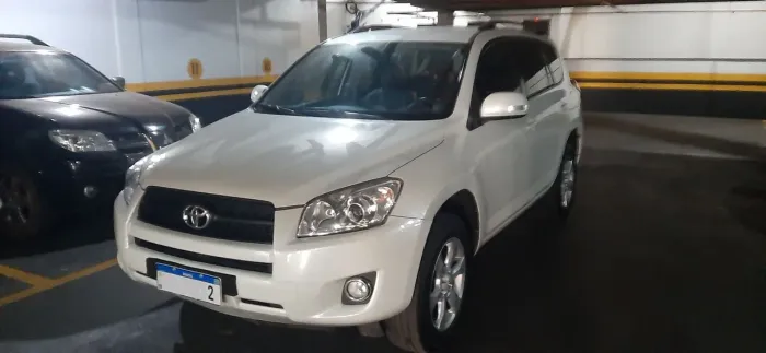 Toyota RAV4 2.4 4X2 16V 170cv Aut. 2011