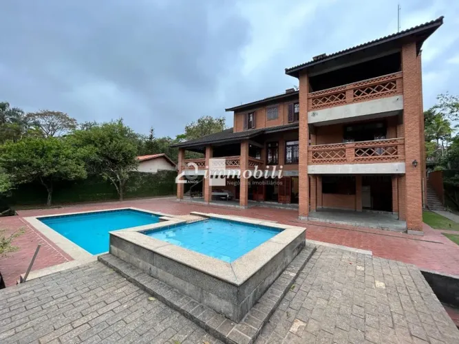 Casa à venda e para alugar em Carapicuíba, Granja Viana, com 4 suítes, com 650 m², Fazendi