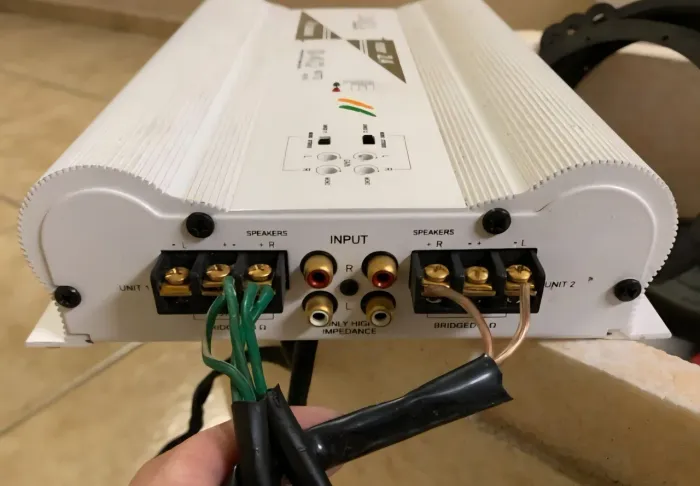 Módulo Amplificador de som automotivo - Banda Voxer 2.4 - 240W RMS - 4 Canais