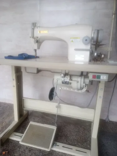 Maquina de costura