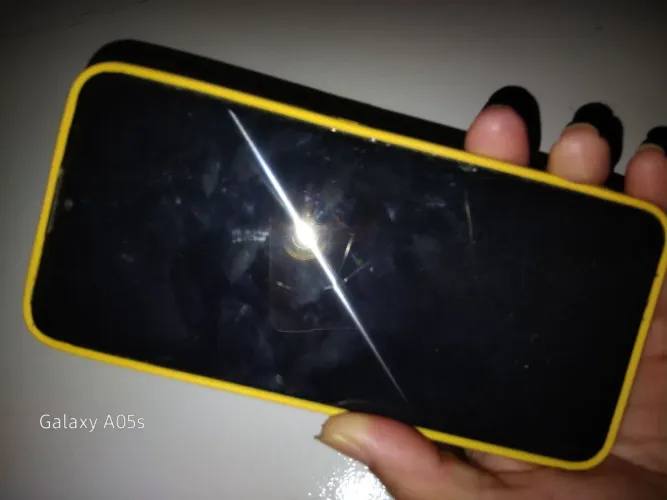 Celular moto e