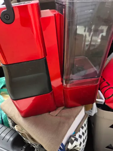 Vendo cafeteira 3 corações usada