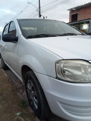 Renault Logan Authentique Hi-flex 1.0 16V 4P 2011