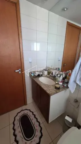Apartamento : / Residencial / Catete