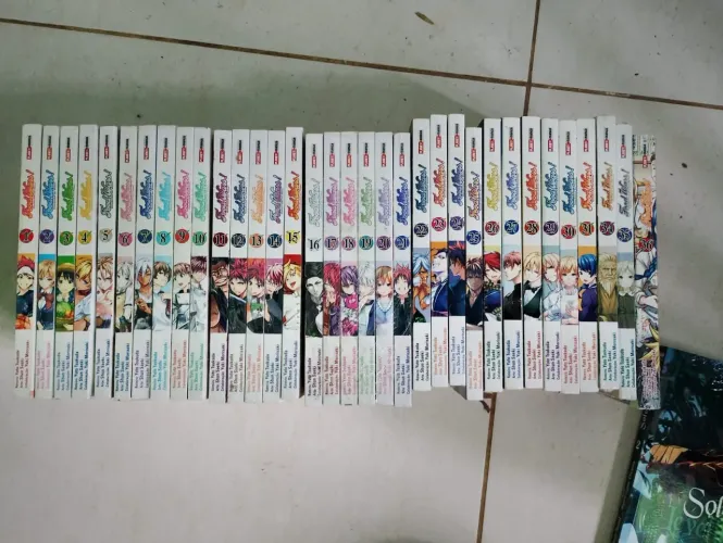 MANGÁ FOOD WARS LOTE (1 a 36)- EXCELENTE ESTADO