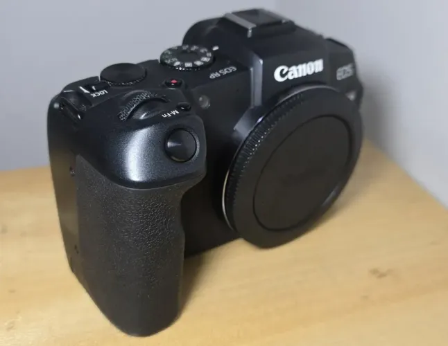 Canon RP bem conservado e poucos clicks
