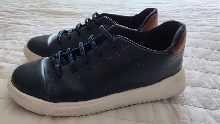 Tenis casual Bibi azul couro tam 37