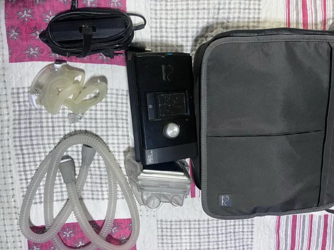 ? Vendo CPAP ResMed AirSense 10 em ótimo estado de conservação, funcionando perfeitamente