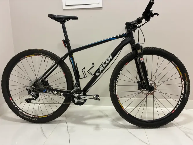 Caloi Vitus 29 | SLX Completa | RockShox Solo Air | ZTR Rapid | Tamanho 19