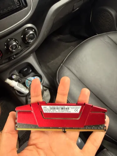 MEMÓRIA RAM DDR4 16GB