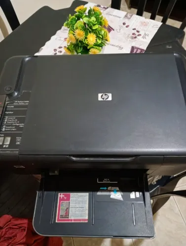 Vendo uma impressora, semi nova! Valor R$ 200,00
